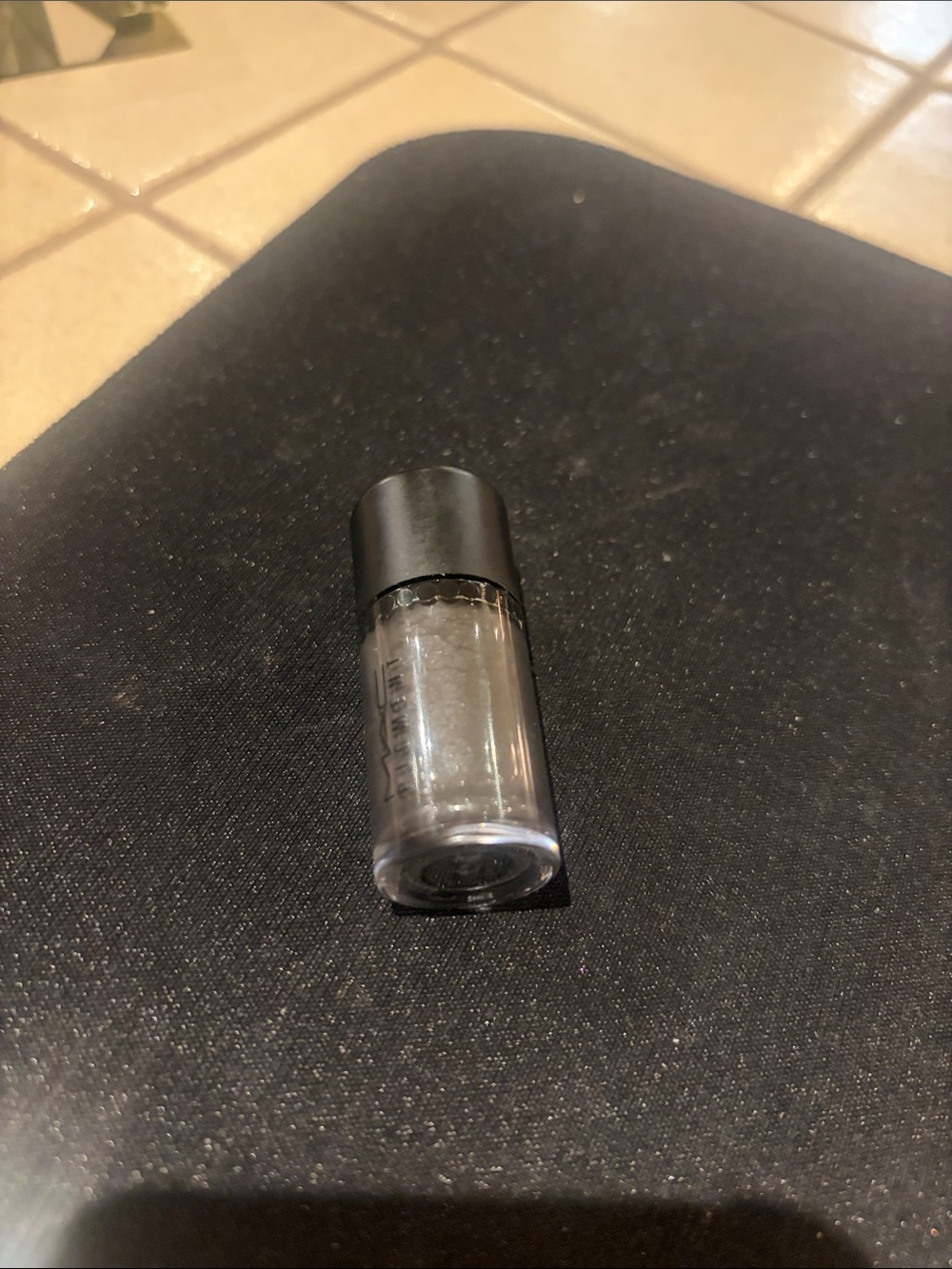 MAC loose eyeshadow NWT